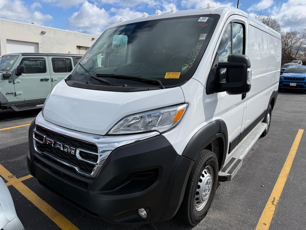 Ram ProMaster Cargo Van Vehicle Full-screen Gallery Image 02