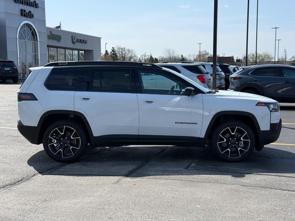 Jeep Cherokee Vehicle Full-screen Gallery Image 02