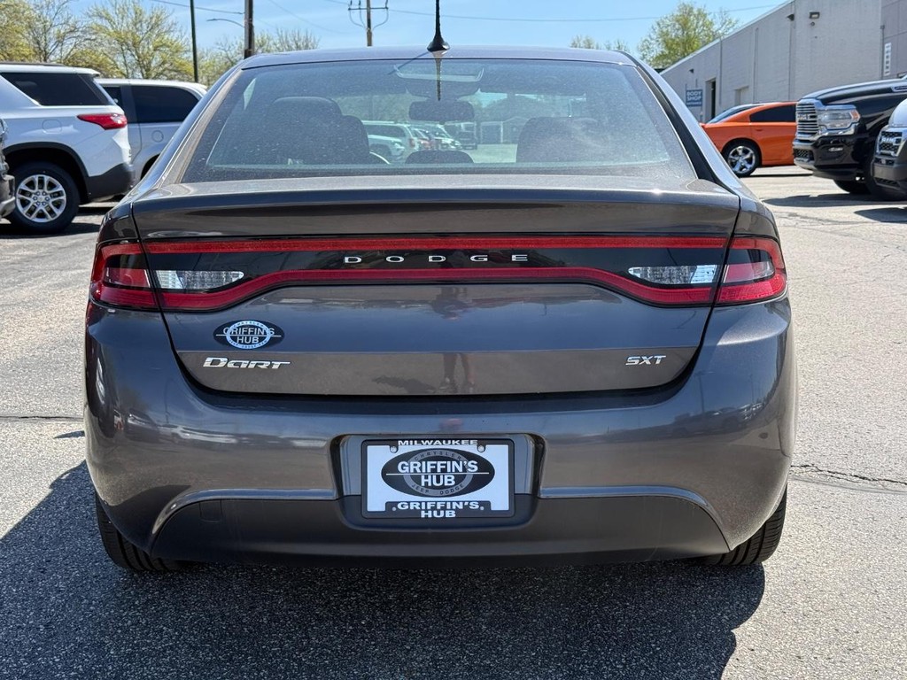 Dodge Dart Vehicle Full-screen Gallery Image 05