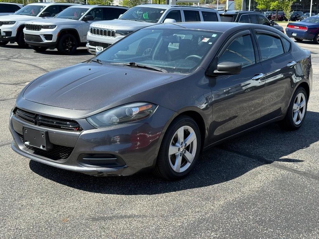 Dodge Dart Vehicle Full-screen Gallery Image 09