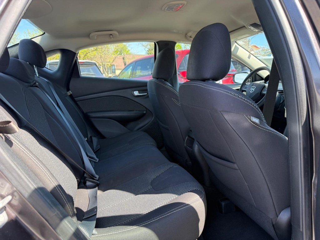 Dodge Dart Vehicle Full-screen Gallery Image 11