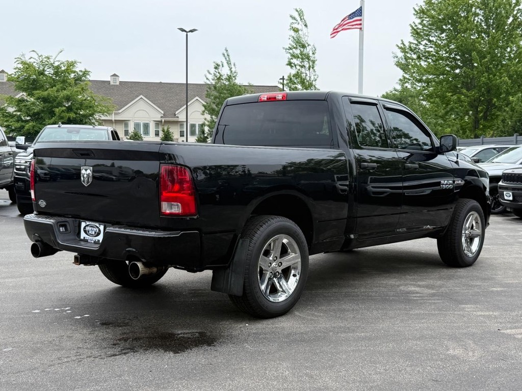 Ram 1500 Vehicle Full-screen Gallery Image 03
