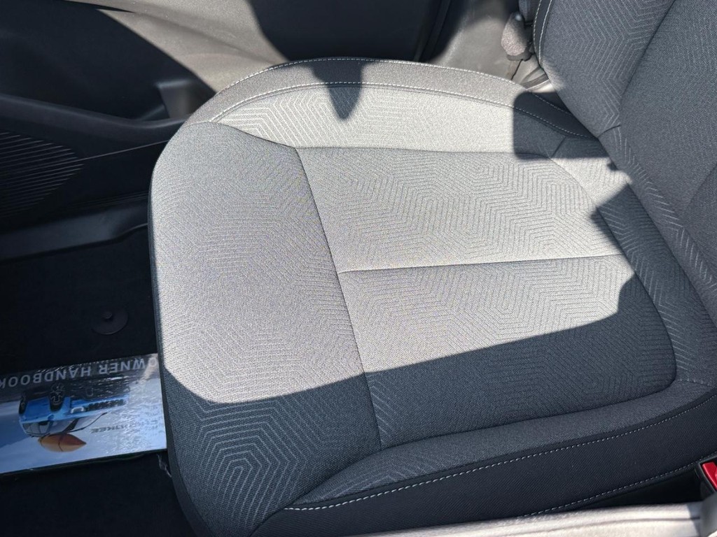 Jeep Cherokee Vehicle Full-screen Gallery Image 20