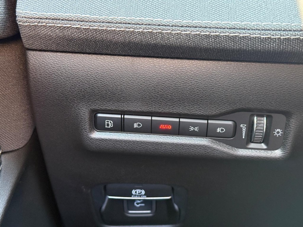 Jeep Cherokee Vehicle Full-screen Gallery Image 21
