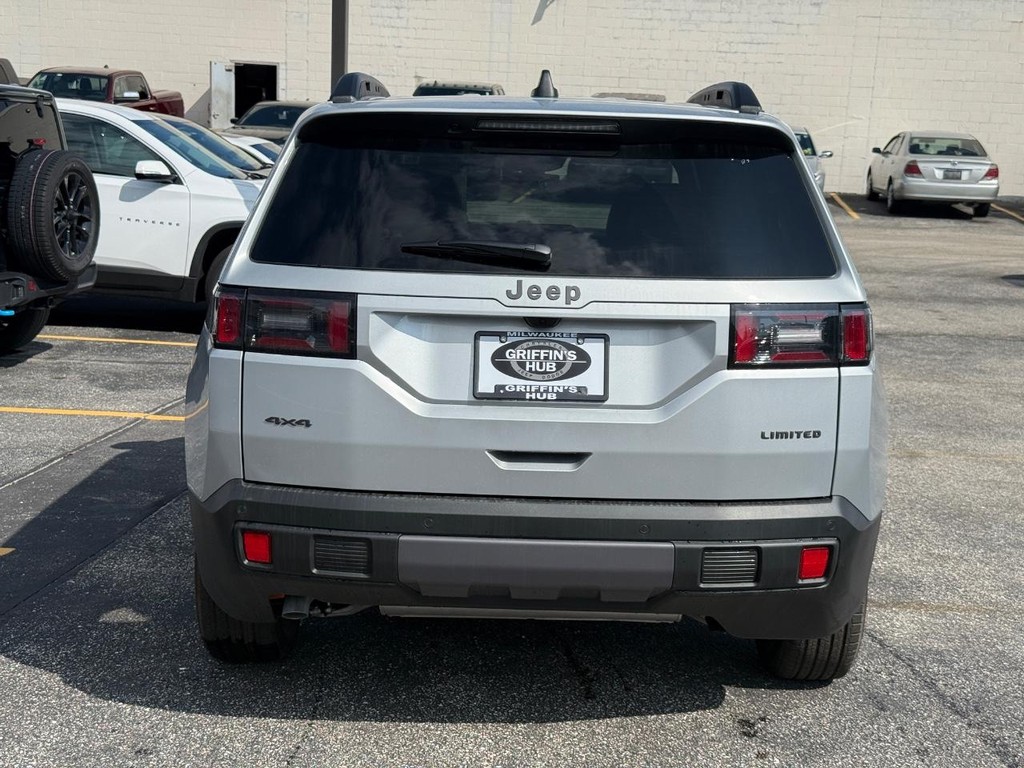Jeep Cherokee Vehicle Full-screen Gallery Image 04