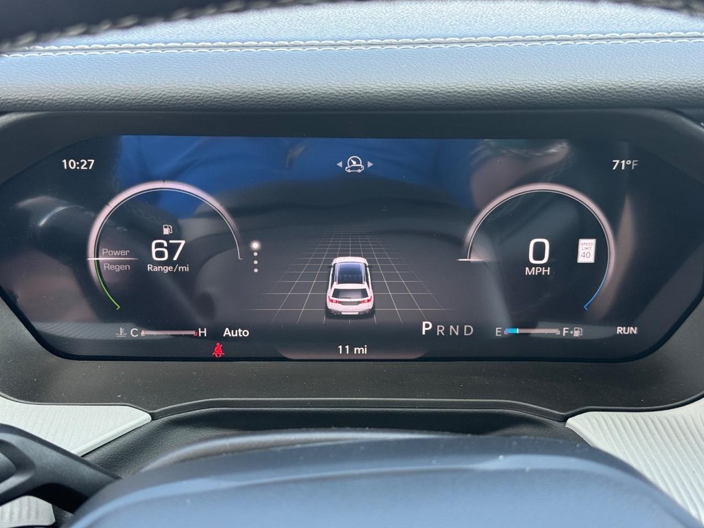 Jeep Cherokee Vehicle Full-screen Gallery Image 16