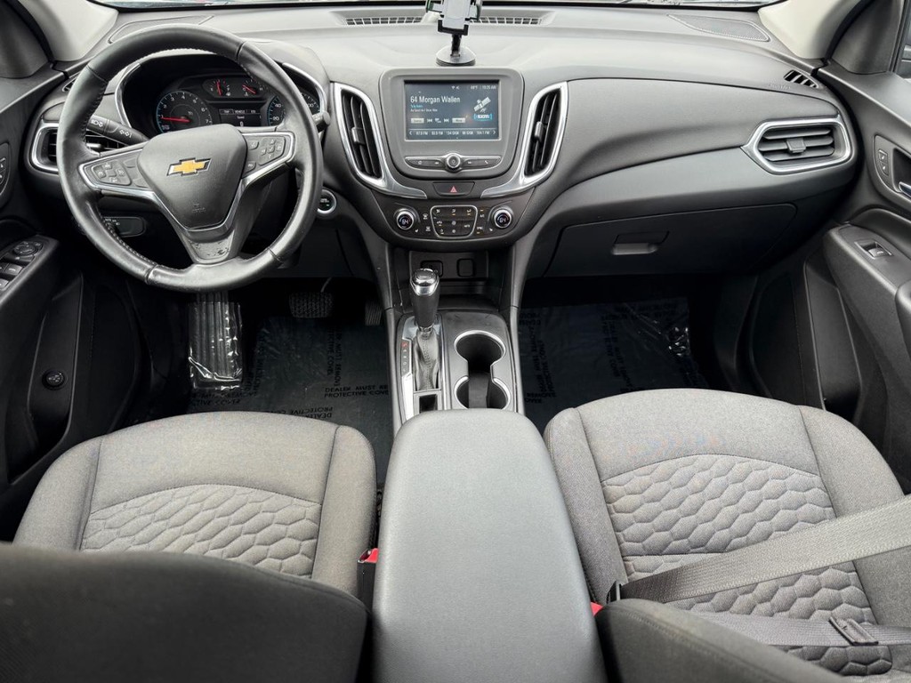 Chevrolet Equinox Vehicle Full-screen Gallery Image 08