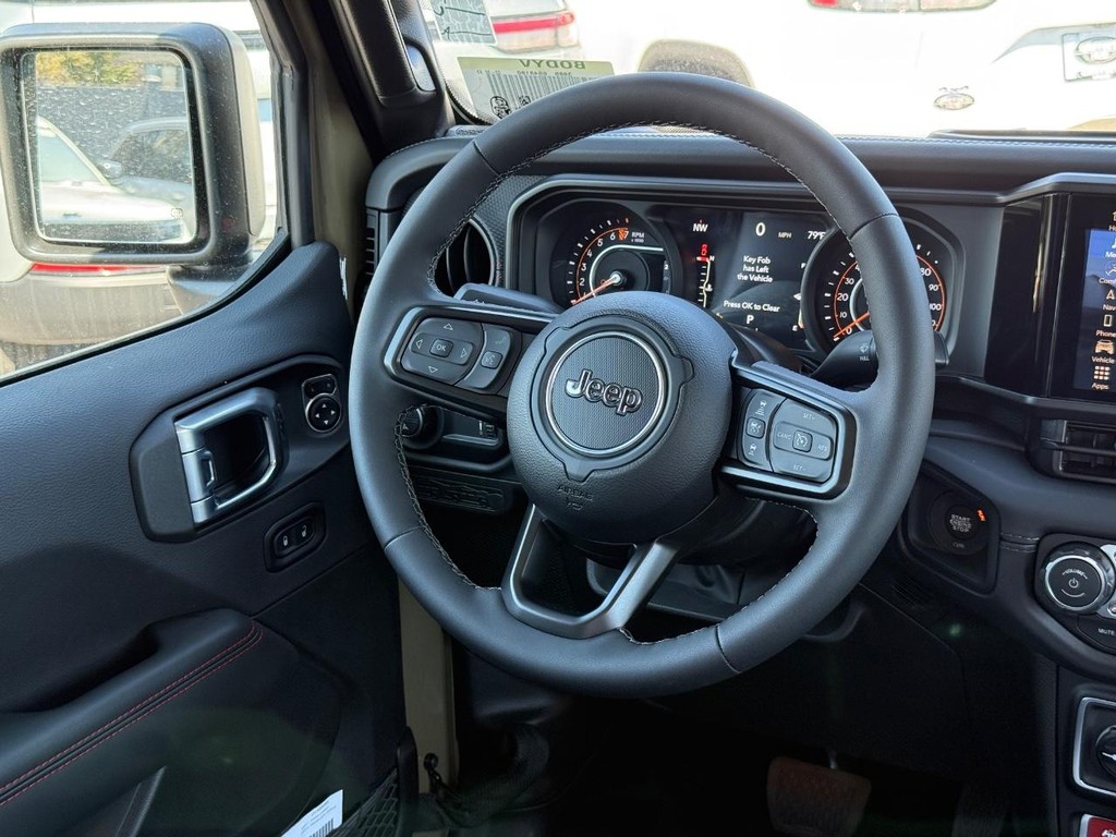 Jeep Gladiator Vehicle Full-screen Gallery Image 08