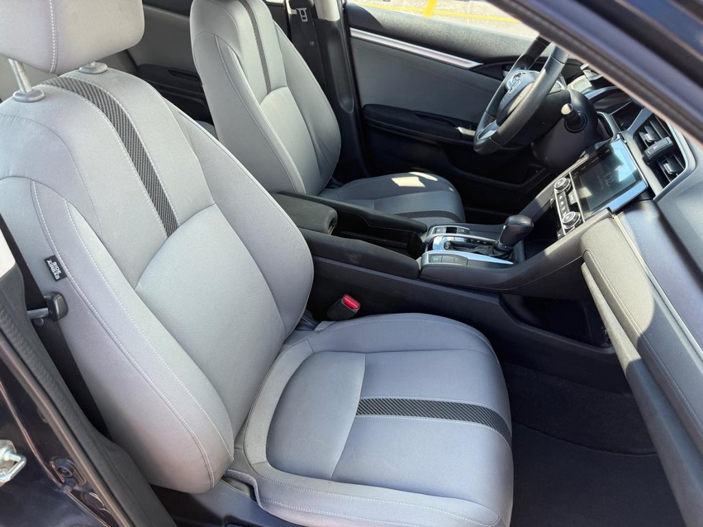 Honda Civic Sedan Vehicle Full-screen Gallery Image 06