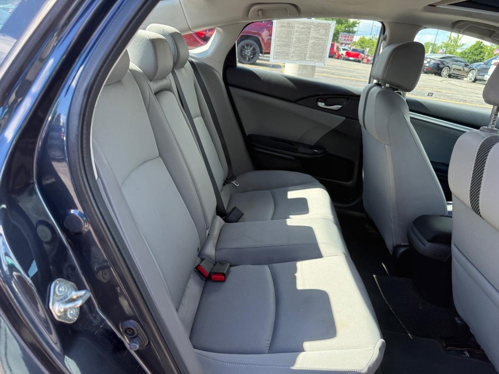Honda Civic Sedan Vehicle Full-screen Gallery Image 07