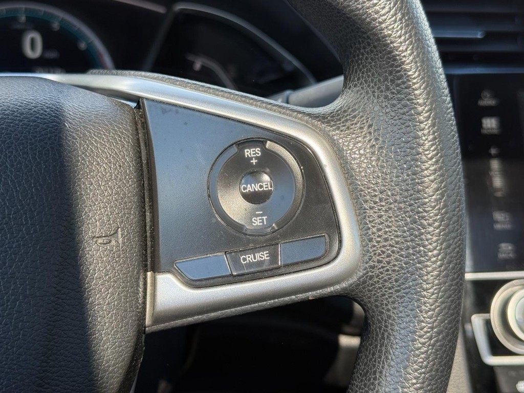Honda Civic Sedan Vehicle Full-screen Gallery Image 15