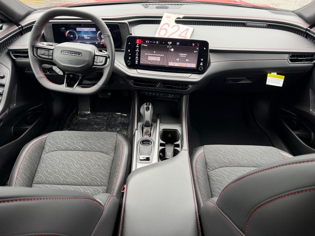 Dodge Charger Vehicle Full-screen Gallery Image 06