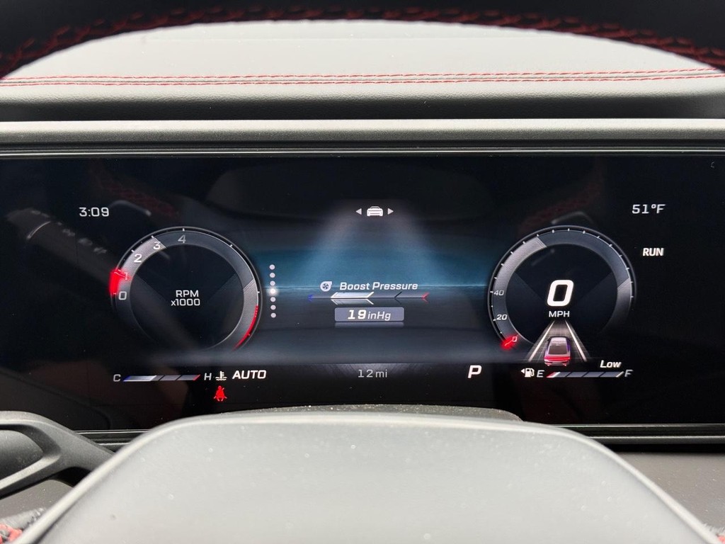 Dodge Charger Vehicle Full-screen Gallery Image 16
