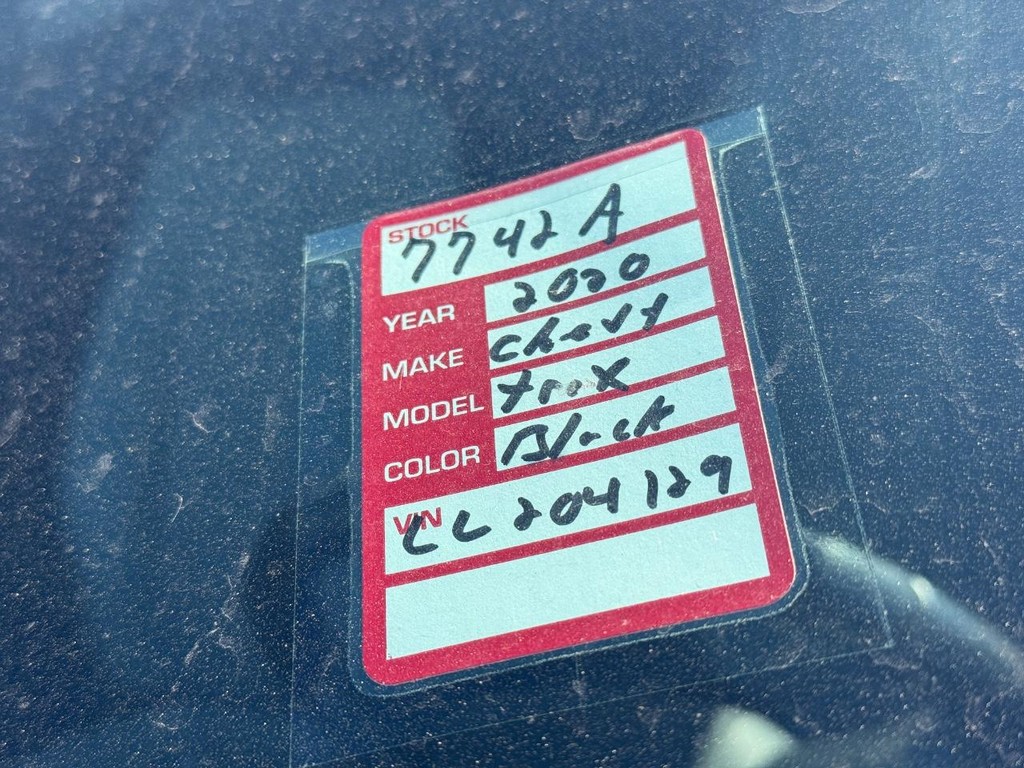 Chevrolet Trax Vehicle Full-screen Gallery Image 04