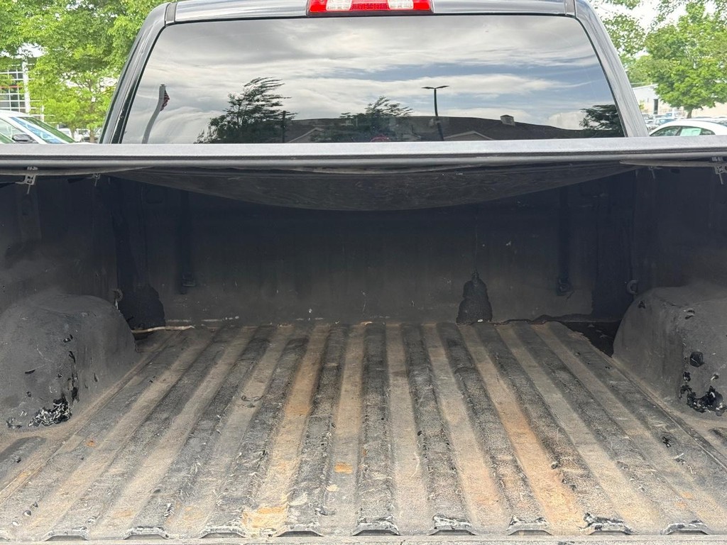 Chevrolet Silverado 1500 Vehicle Full-screen Gallery Image 07