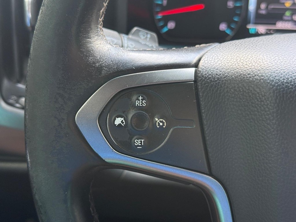 Chevrolet Silverado 1500 Vehicle Full-screen Gallery Image 15