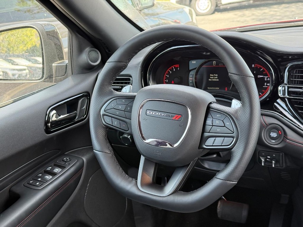 Dodge Durango Vehicle Full-screen Gallery Image 07