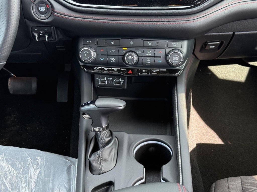 Dodge Durango Vehicle Full-screen Gallery Image 08