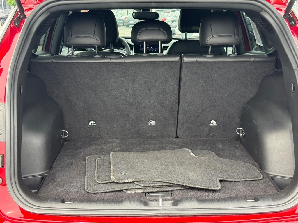 Jeep Compass Vehicle Full-screen Gallery Image 05