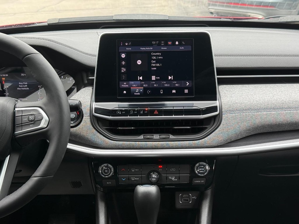 Jeep Compass Vehicle Full-screen Gallery Image 11