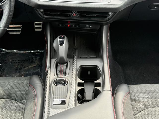 Dodge Charger Vehicle Full-screen Gallery Image 08