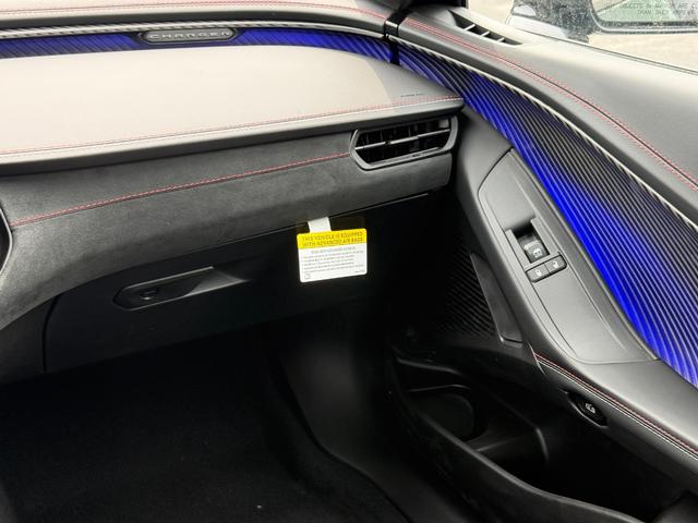 Dodge Charger Vehicle Full-screen Gallery Image 10