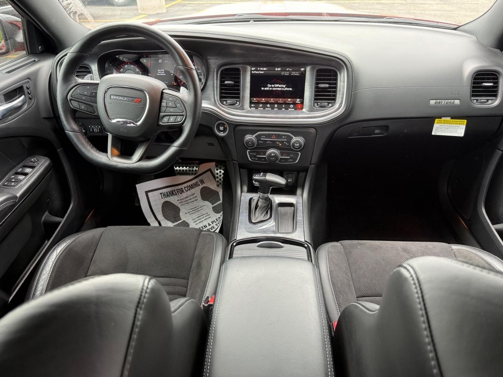 Dodge Charger Vehicle Full-screen Gallery Image 08