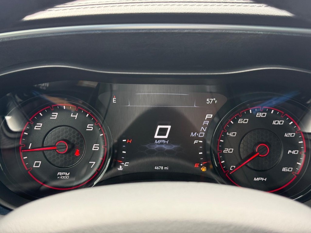 Dodge Charger Vehicle Full-screen Gallery Image 17
