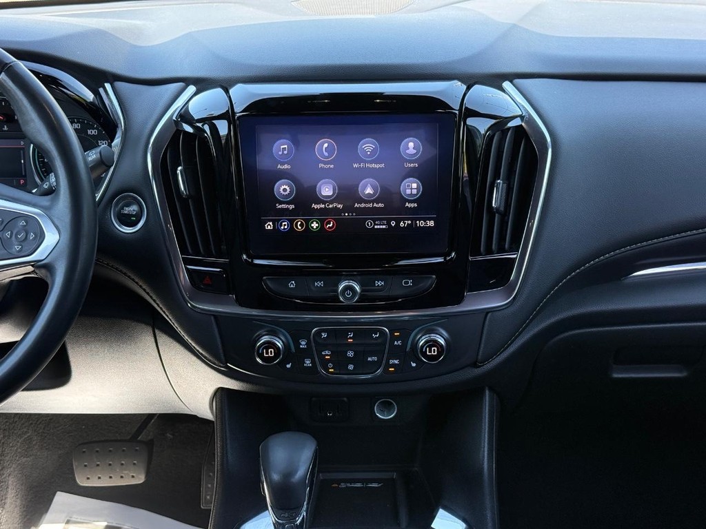 Chevrolet Traverse Vehicle Full-screen Gallery Image 07