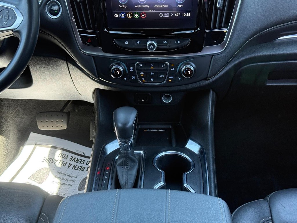 Chevrolet Traverse Vehicle Full-screen Gallery Image 12