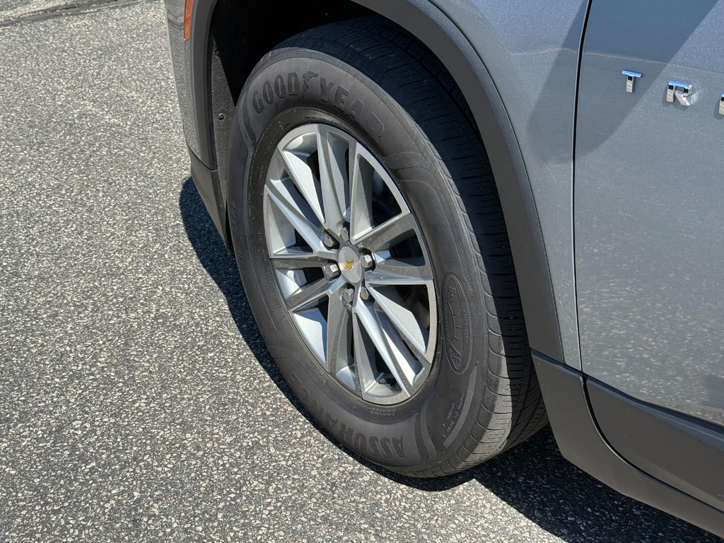 Chevrolet Traverse Vehicle Full-screen Gallery Image 14