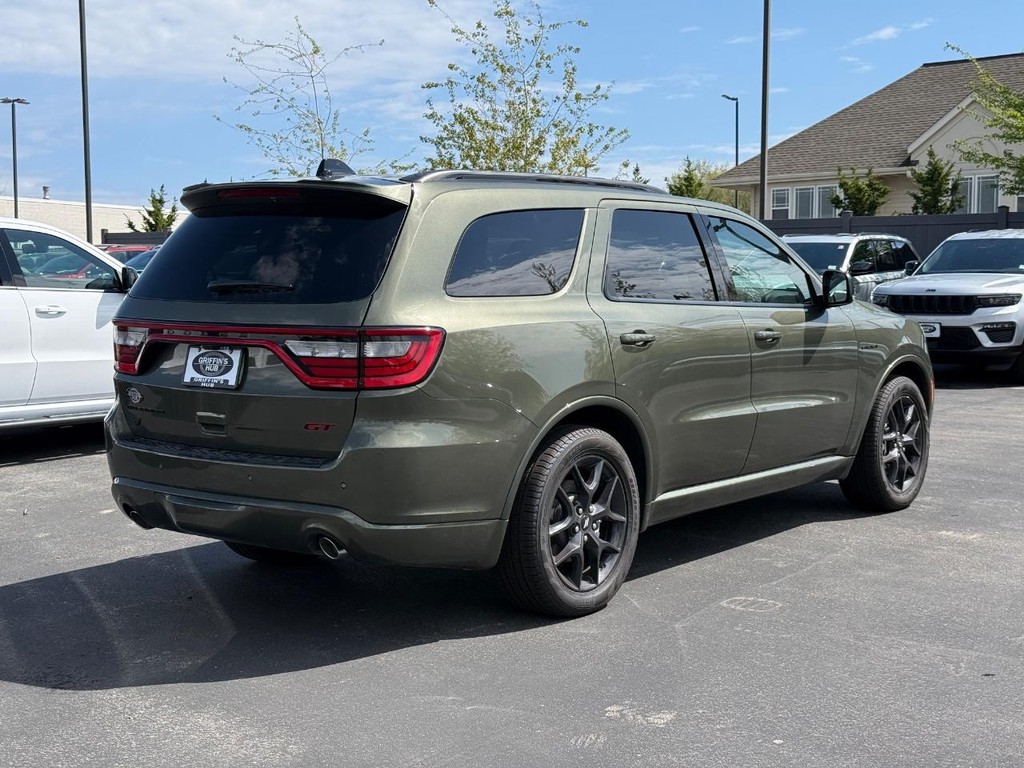 Dodge Durango Vehicle Full-screen Gallery Image 03