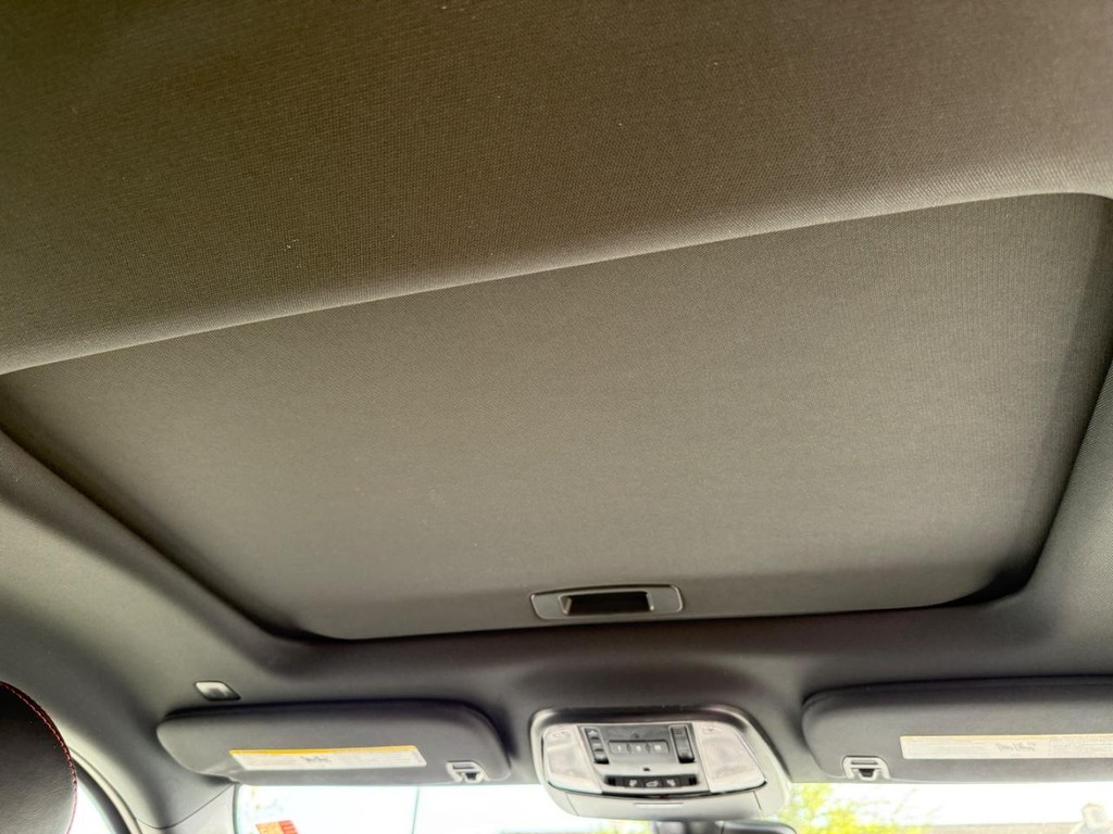 Dodge Durango Vehicle Full-screen Gallery Image 12