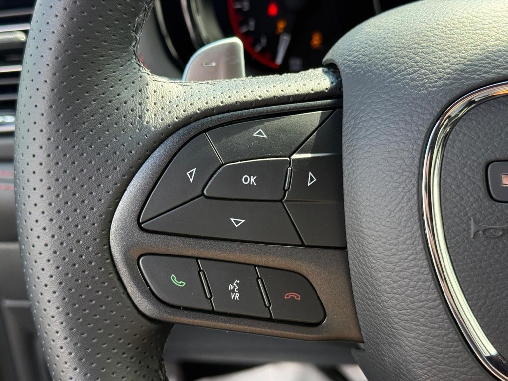 Dodge Durango Vehicle Full-screen Gallery Image 14