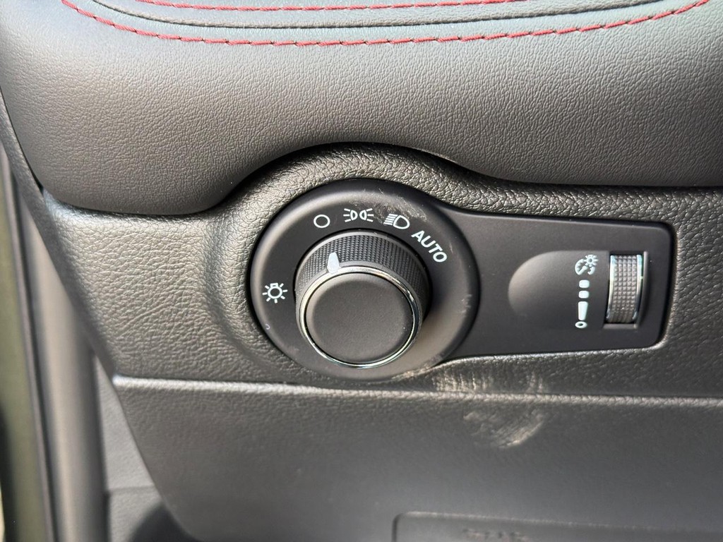 Dodge Durango Vehicle Full-screen Gallery Image 20