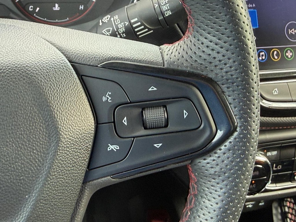 Chevrolet TrailBlazer Vehicle Full-screen Gallery Image 16