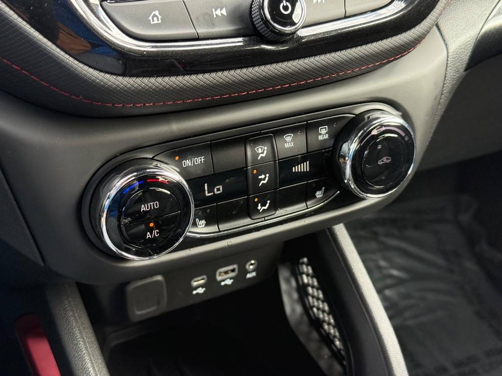 Chevrolet TrailBlazer Vehicle Full-screen Gallery Image 19