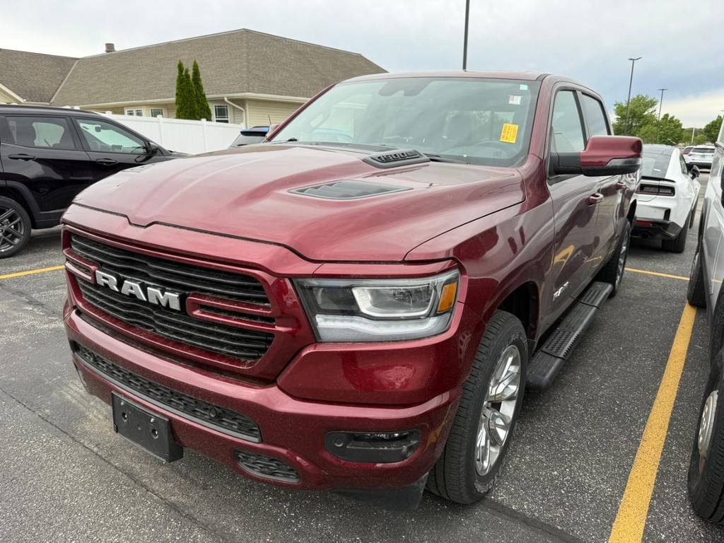 Ram 1500 Vehicle Full-screen Gallery Image 02