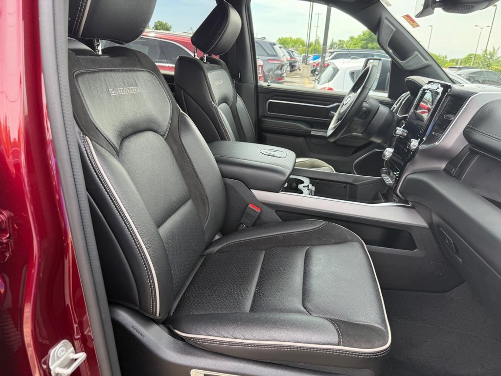 Ram 1500 Vehicle Full-screen Gallery Image 06