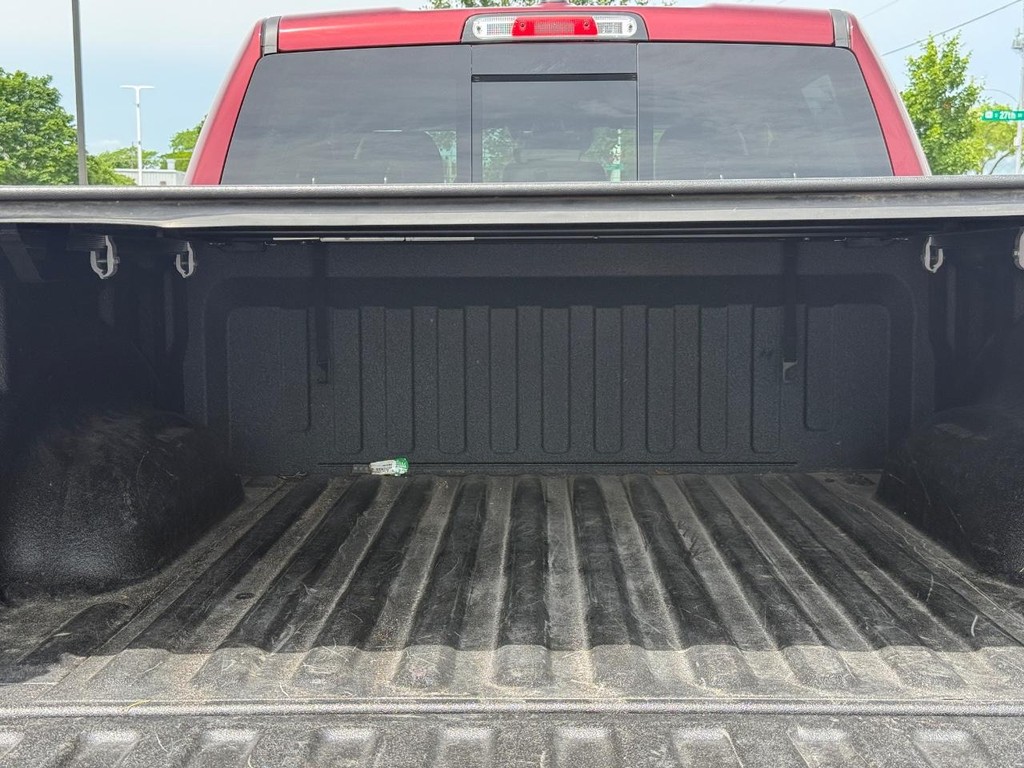 Ram 1500 Vehicle Full-screen Gallery Image 07