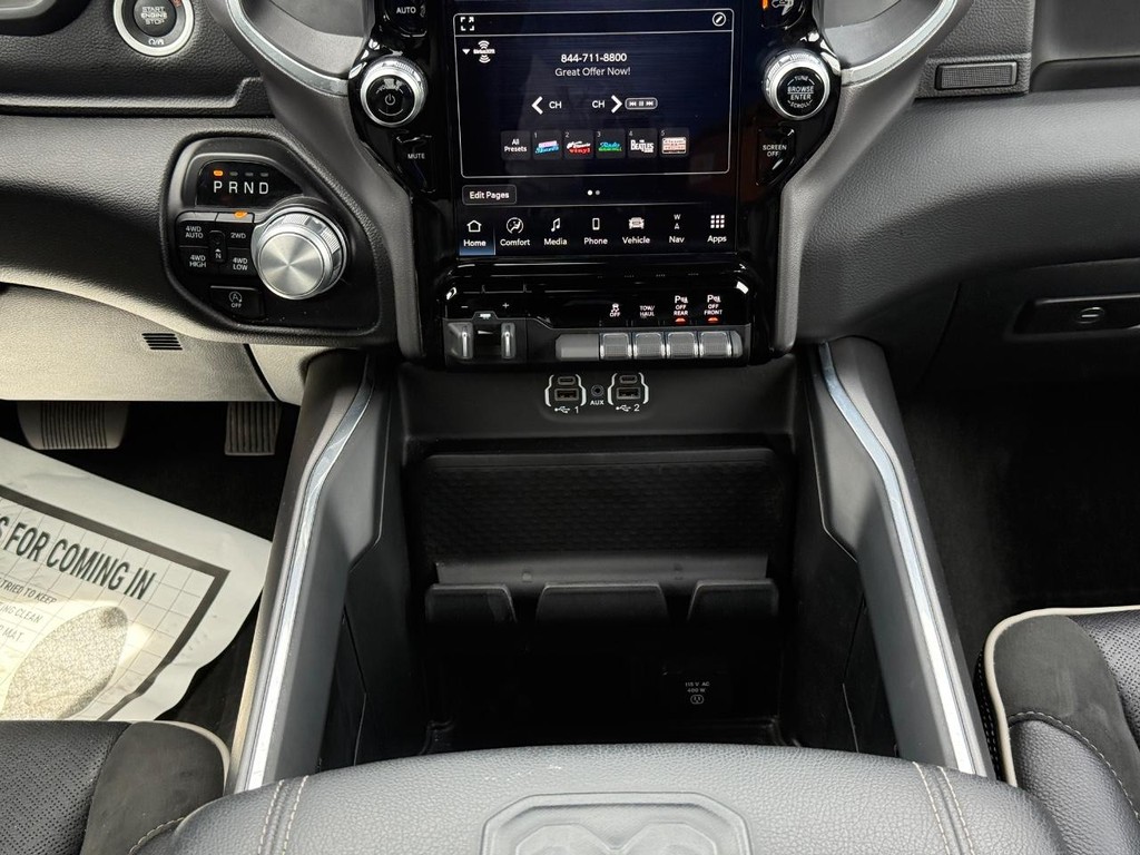 Ram 1500 Vehicle Full-screen Gallery Image 08