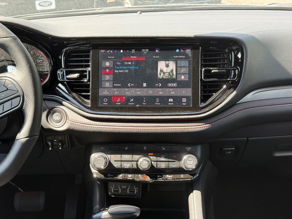 Dodge Durango Vehicle Full-screen Gallery Image 07