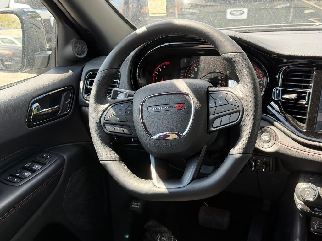 Dodge Durango Vehicle Full-screen Gallery Image 09