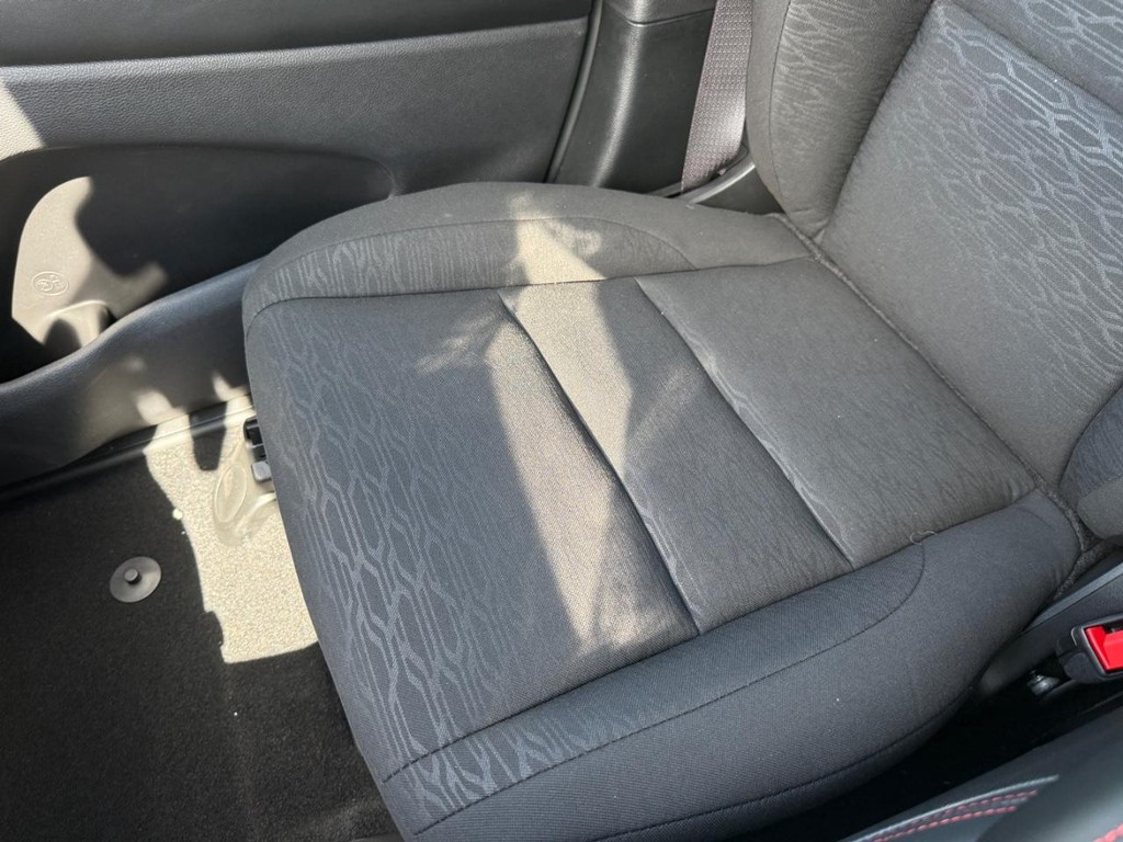 Dodge Durango Vehicle Full-screen Gallery Image 18