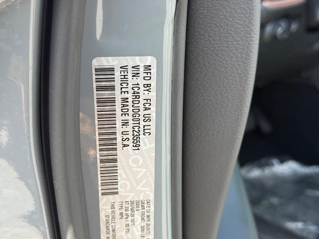 Dodge Durango Vehicle Full-screen Gallery Image 20