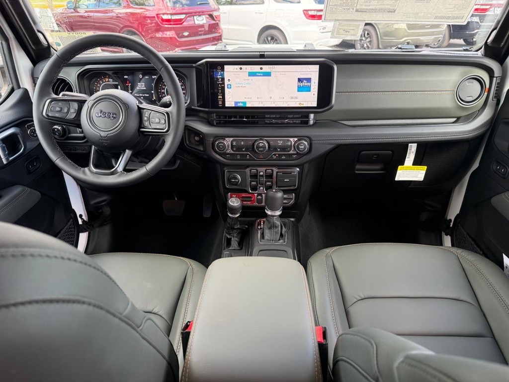 Jeep Gladiator Vehicle Full-screen Gallery Image 06