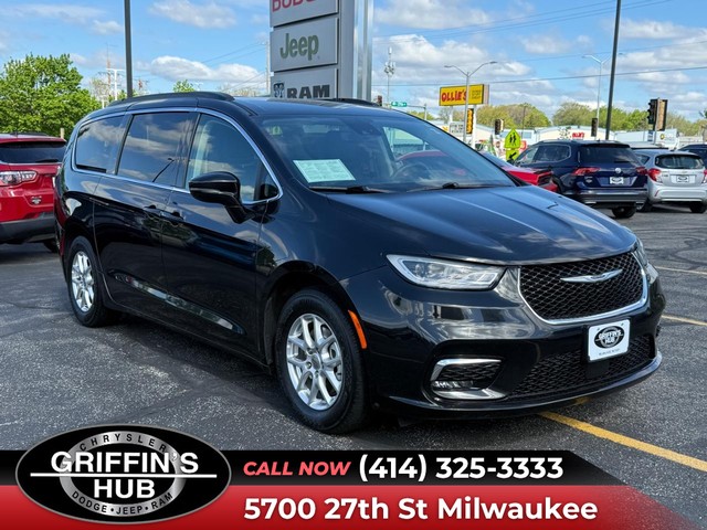 more details - chrysler pacifica