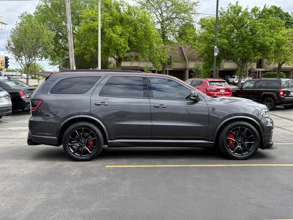 Dodge Durango Vehicle Full-screen Gallery Image 02