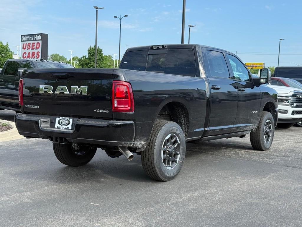 Ram 2500 Vehicle Full-screen Gallery Image 03