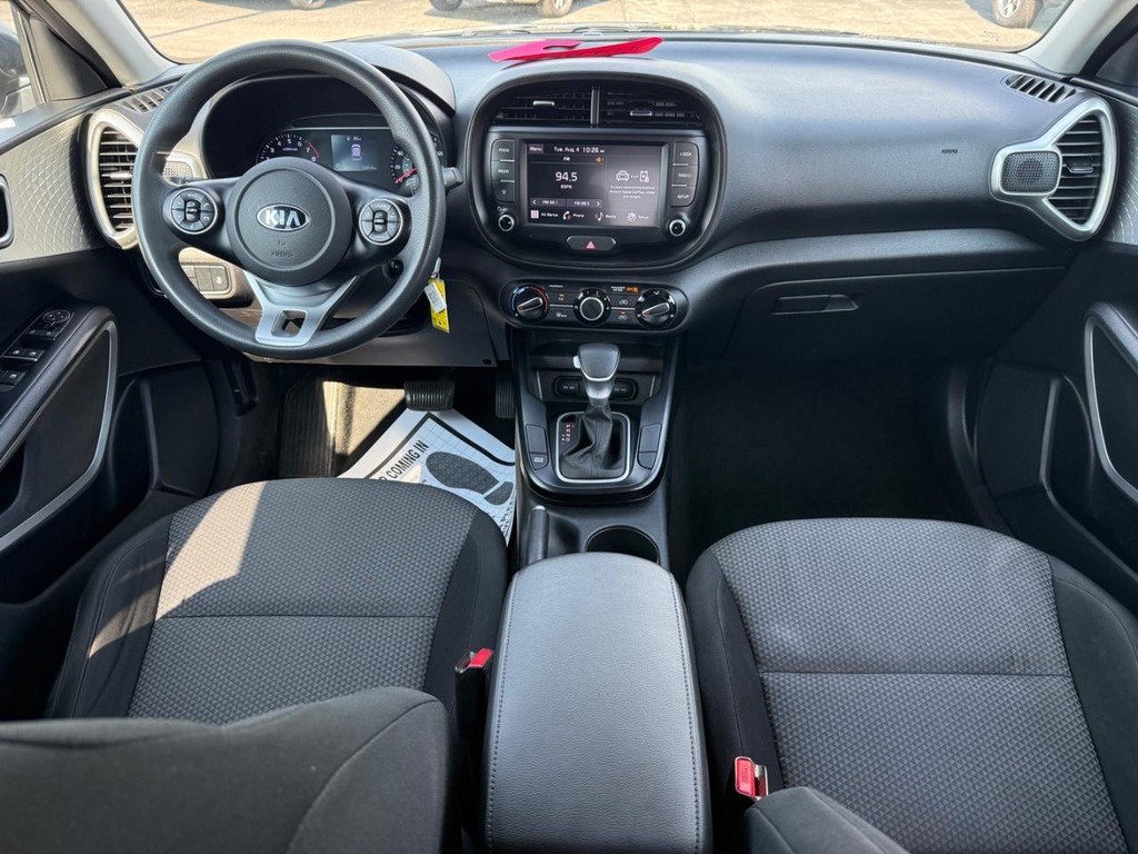 Kia Soul Vehicle Full-screen Gallery Image 08